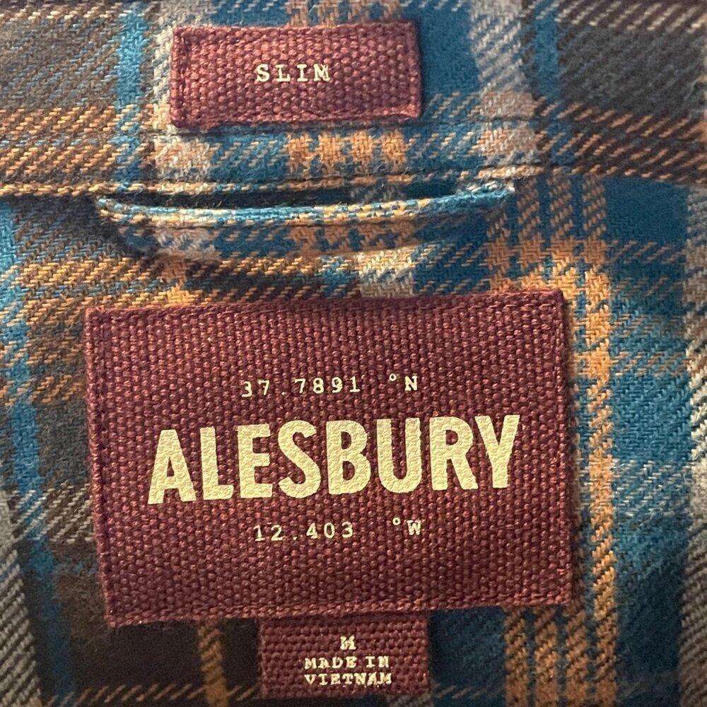 NEW Alesbury Plaid Slim Fit Button Down Shirt Sz. M - Picture 3 of 3